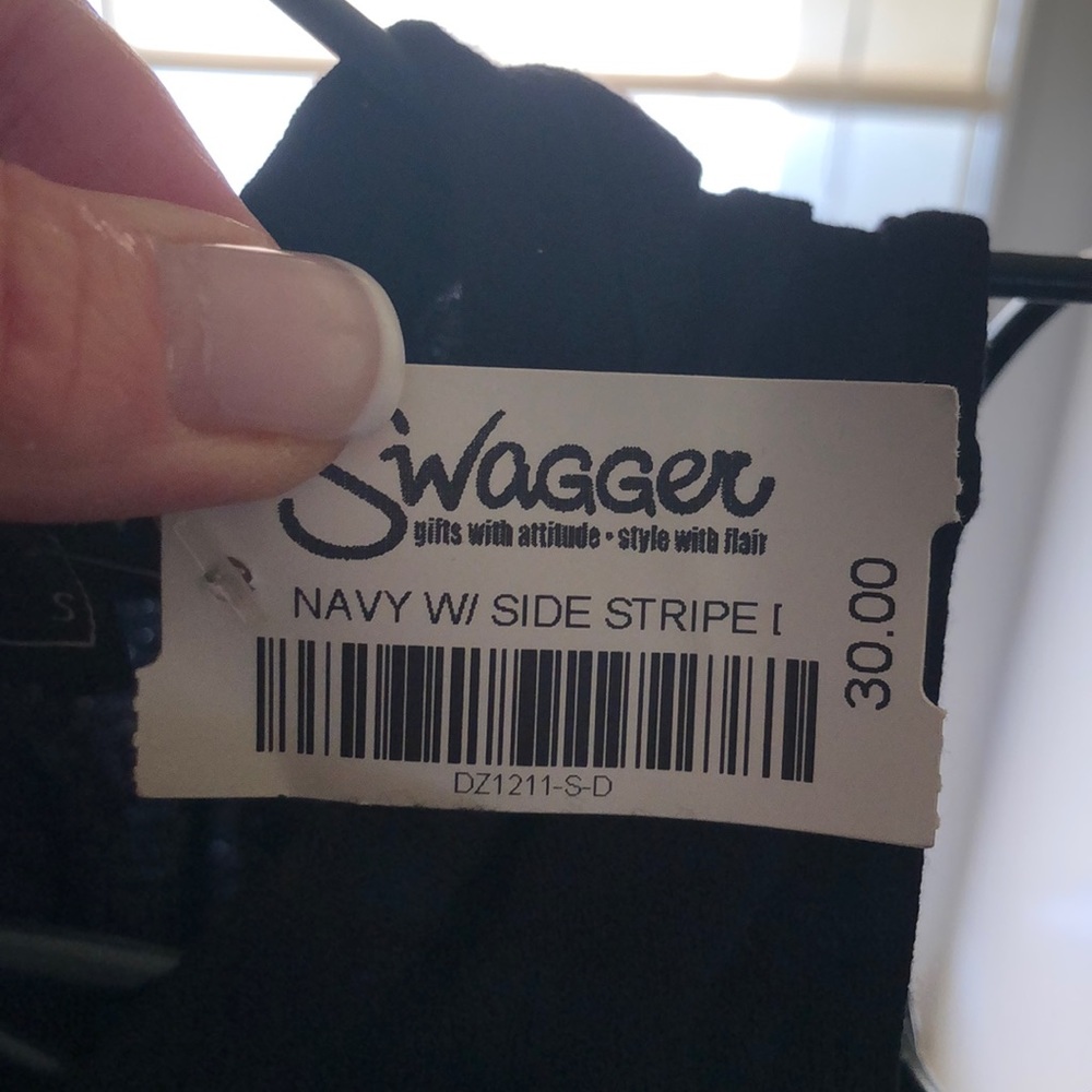 Coverup - Picture 3 of 3